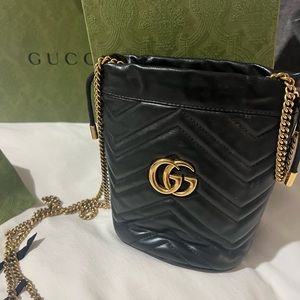 Gucci GG Black Marmont Mini